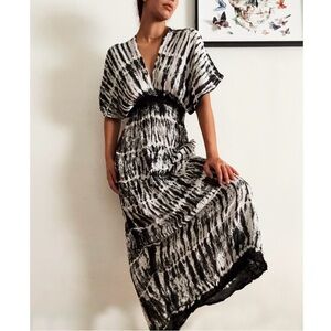 Black and White Tie-Dye Maxi Dress 🥀